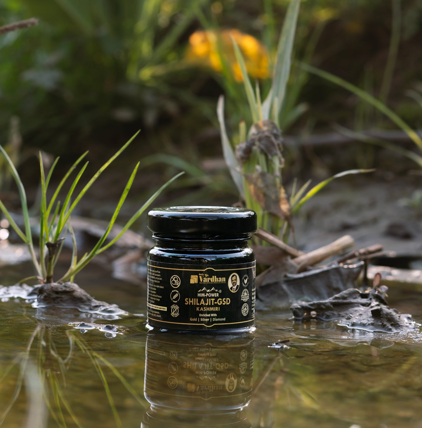 Vardhan Him-Power Shilajit-GSD Kashmiri – Enriched with Gold, Silver & Diamond (10g)